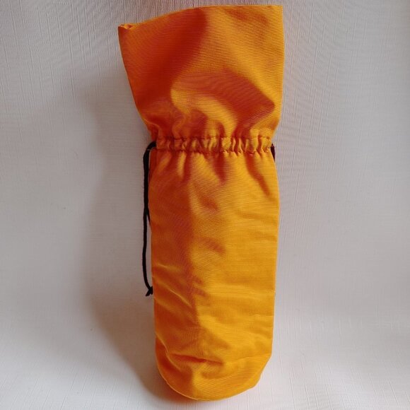 ELEGANT Veuve Clicquot Ponsardin Brut Fabric Draw String Cooler Bag - Picture 2 of 5